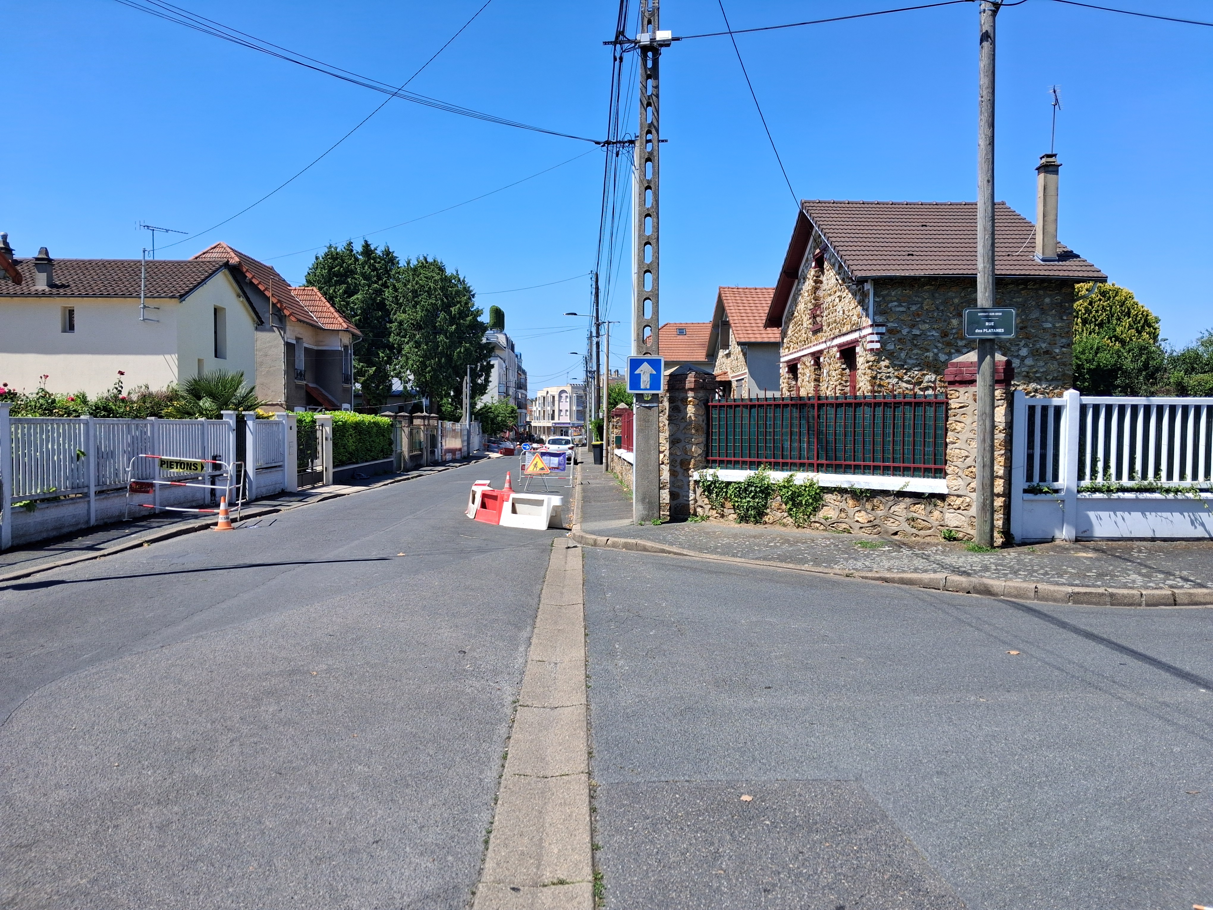 Ouverture de tranchée pour réseau électrique